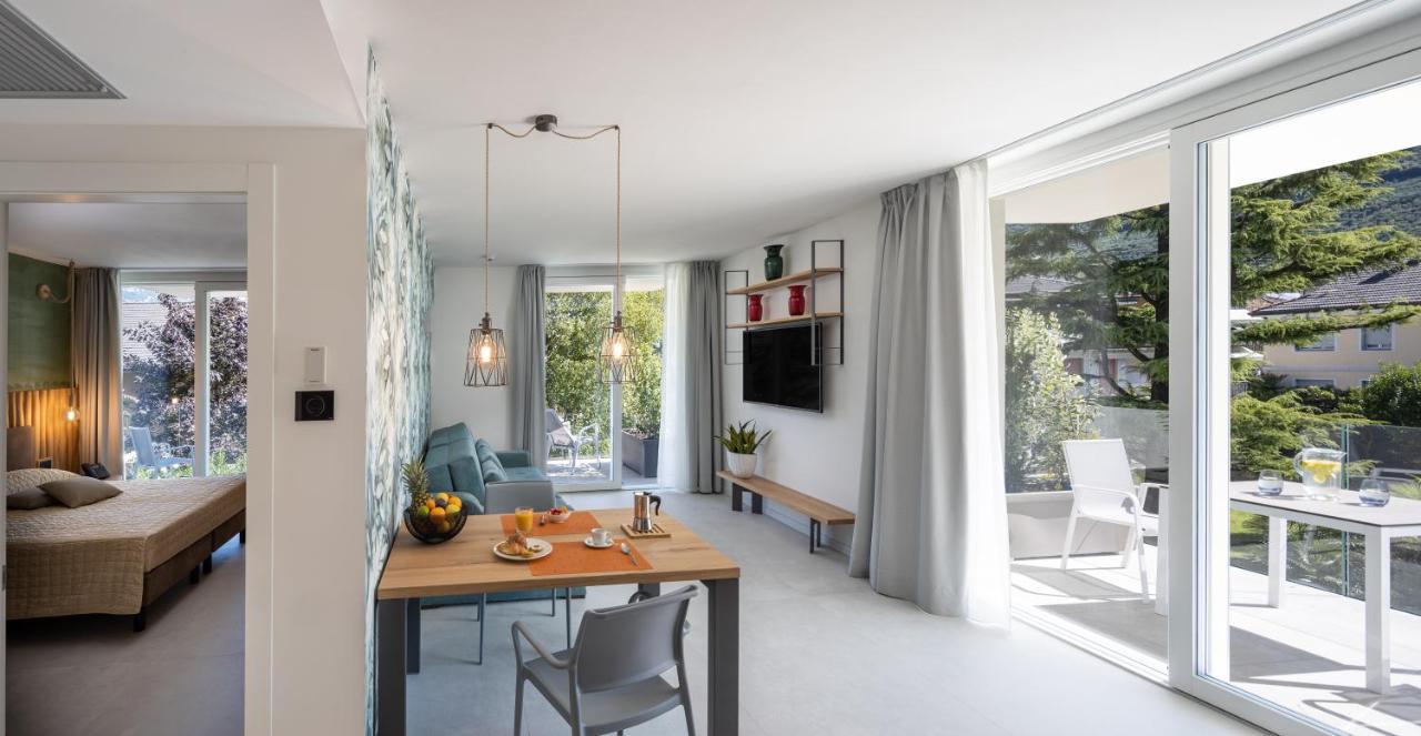 Aris & Sky Pool - Tonelli - Adult Friendly Aparthotel *