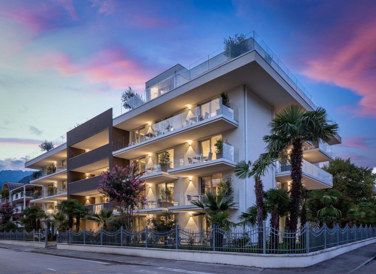 Aparthotel Aris & Sky Pool - Tonelli - Adult Friendly
